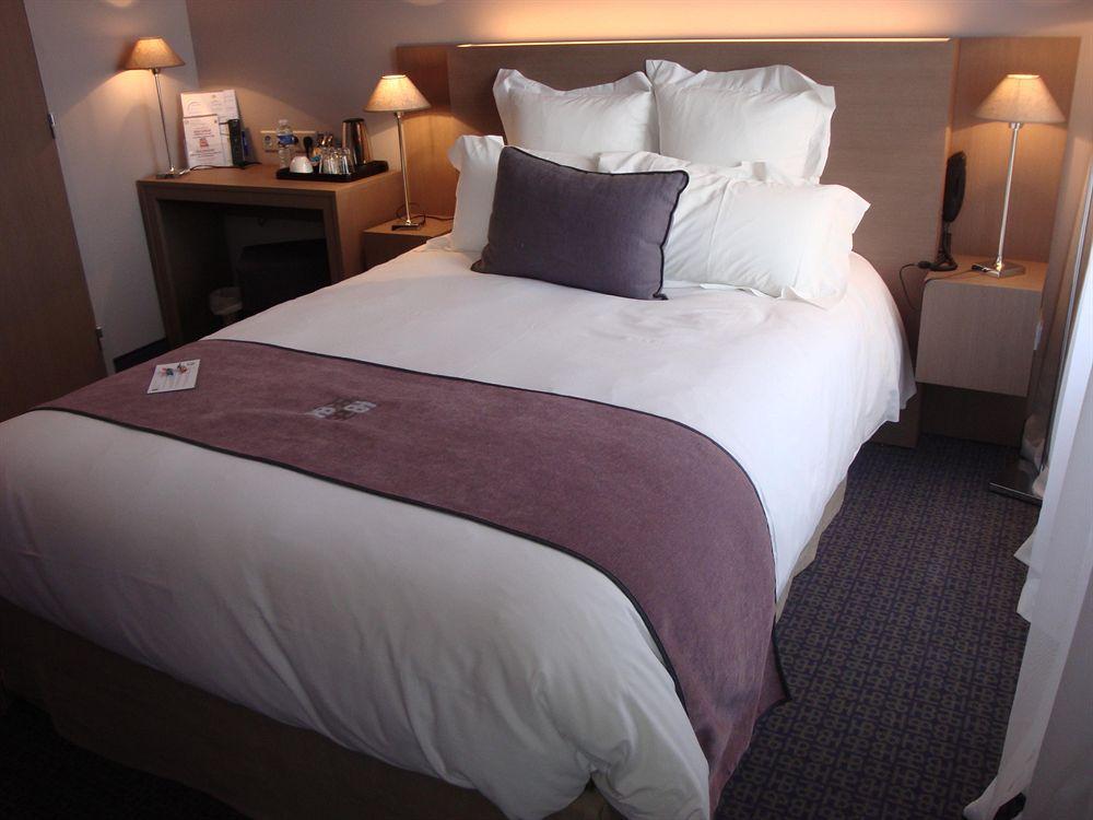 Best Western Hotel De La Breche Niort Ngoại thất bức ảnh