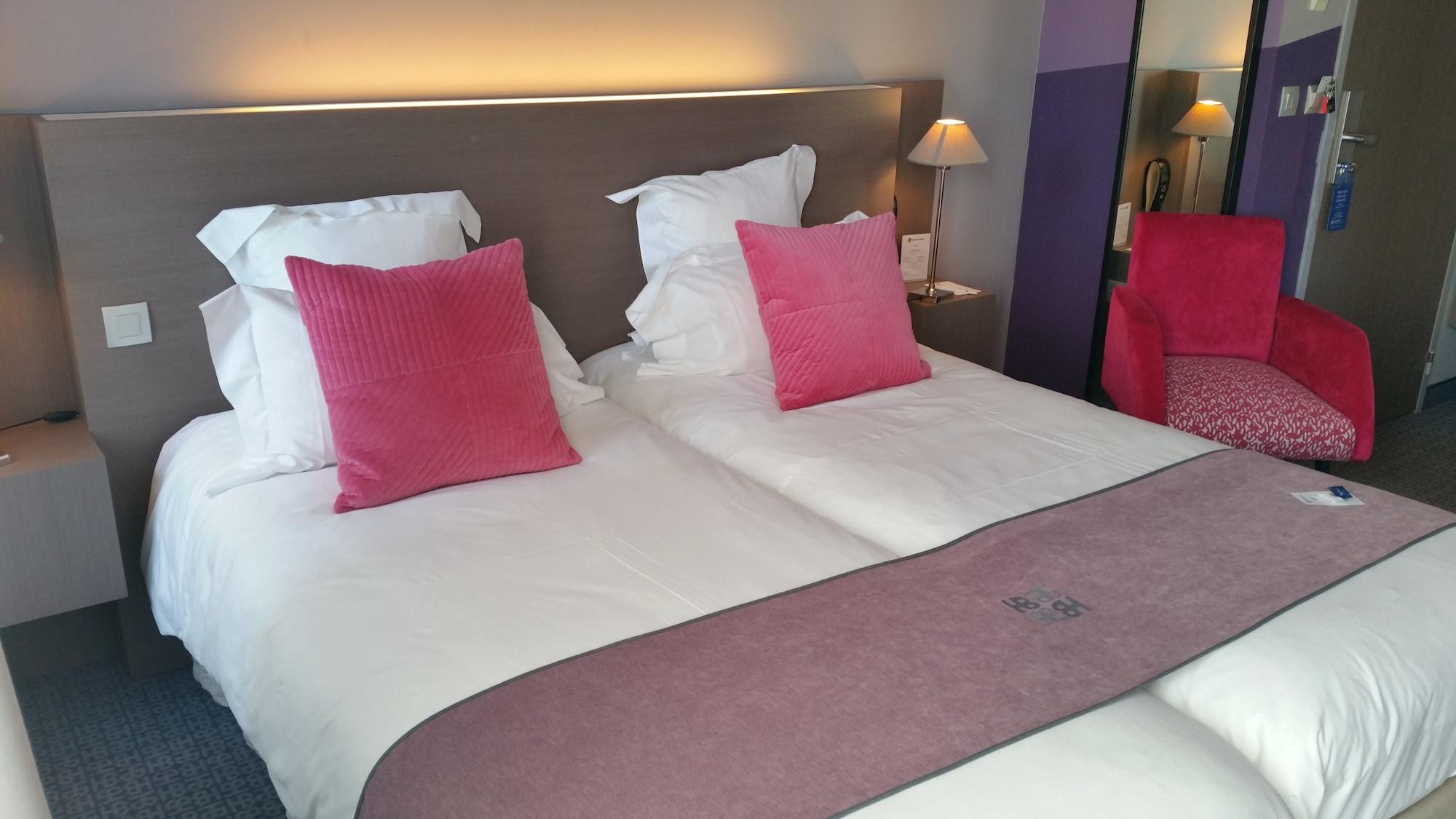Best Western Hotel De La Breche Niort Ngoại thất bức ảnh